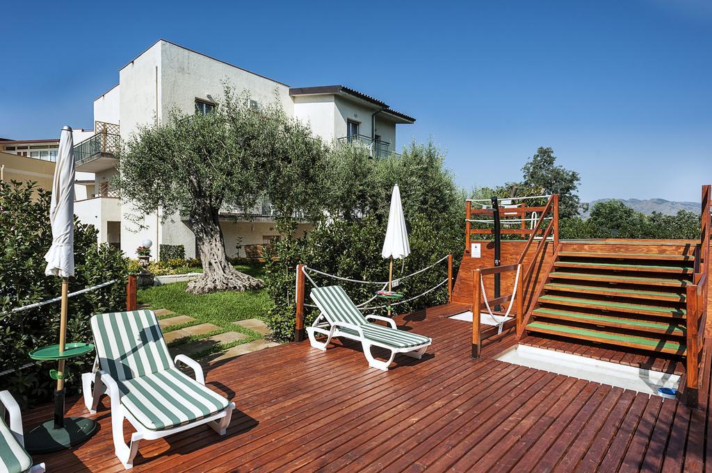 Villa Collina Giardini Naxos Ngoại thất bức ảnh
