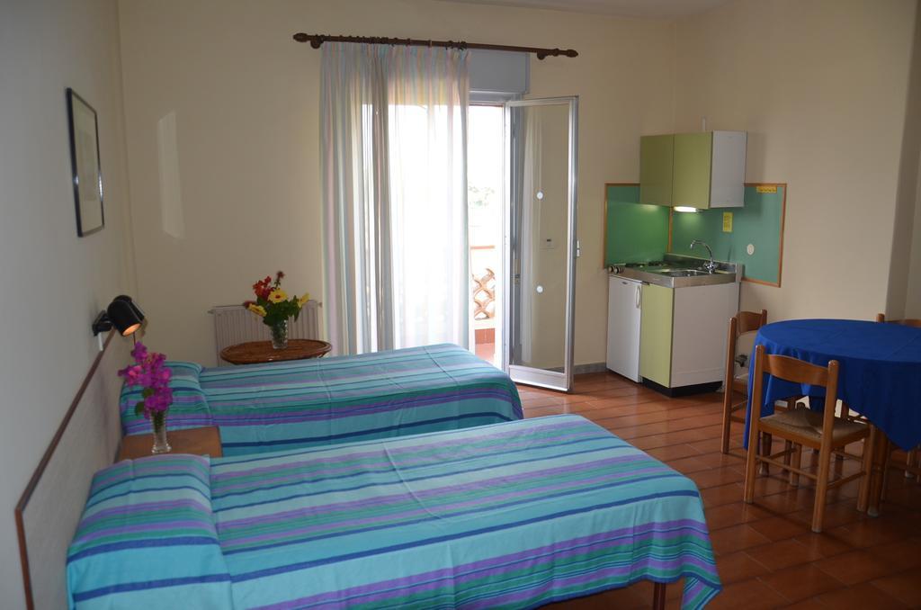 Villa Collina Giardini Naxos Phòng bức ảnh